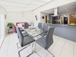 DINING ROOM AREA- click for photo gallery